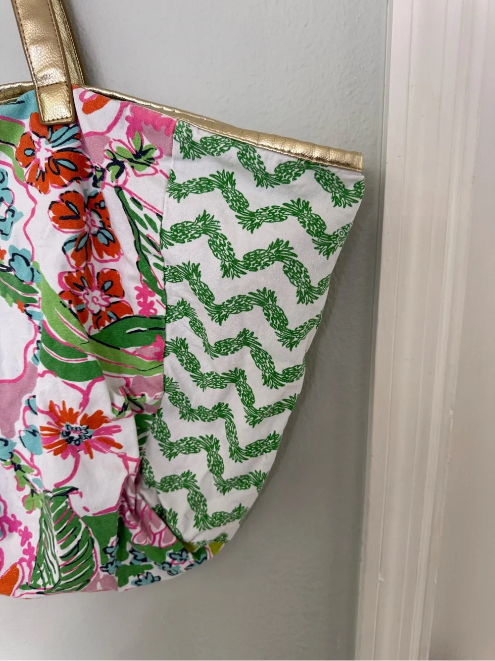 Lilly Pulitzer large Multicolor Floral & Green Chevron Tote Bag Gold Handles